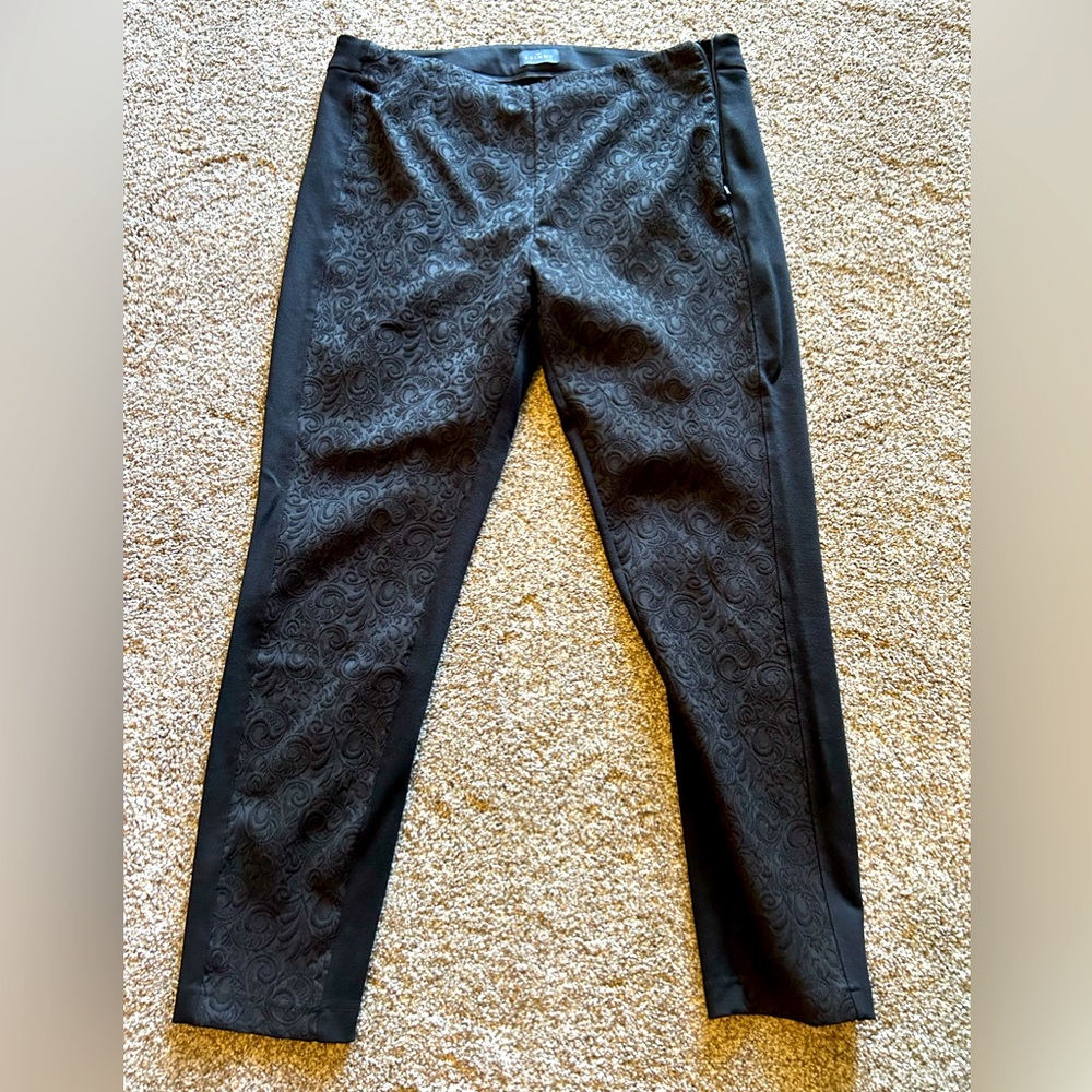 Black skinny ankle dress pants size 14
